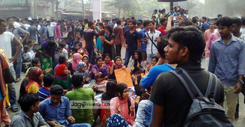 Student agitation cripples JnU