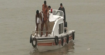 পাটুরিয়ায় নৌকাডুবিতে নিখোঁজ দুইজনের মরদেহ উদ্ধার