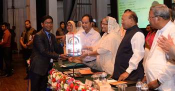 RFL gets best exporter trophy