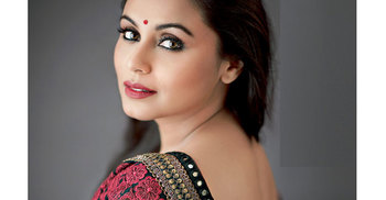 5 Bollywood actresses who played prostitutes on screen