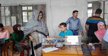 Smart ID cards distribution begins 