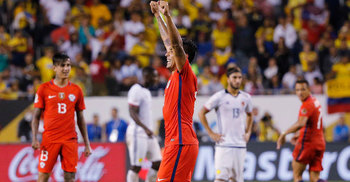 Chile reaches Copa final