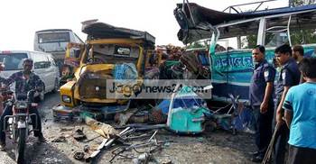 Road crashes kill 7 in Tangail