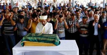 Turkey suicide bomber ‘was child aged 12-14’