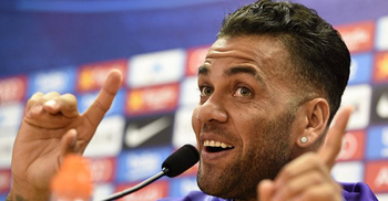 Dani Alves leaves Barcelona