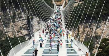 Too busy glass bridge closed