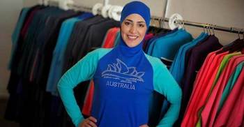 French court suspends burkini ban 
