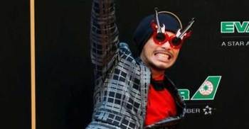 Malaysian singer held for ‘insulting Islam’