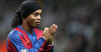 Ronaldinho set to retire from professional football 