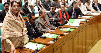 Deficit everywhere: Raushon 