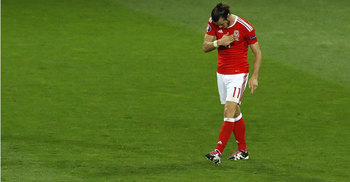 Wales vs Russia: Top class from Wales for top place finish