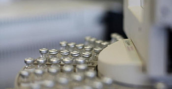 Superbug review urges Big Pharma to ‘pay or play’ on antibiotics