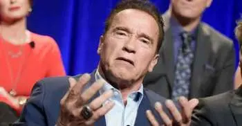 Schwarzenegger quits The New Celebrity Apprentice with Trump dig