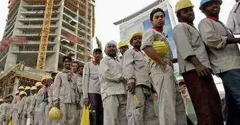 3.5 lakh Bangladeshi workers to be legalized in Malaysia