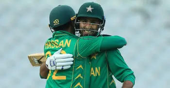 Tamim ton in vain as Pakistan chase 342