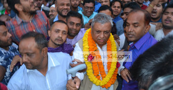 জনগণই আমাকে বহিষ্কার করতে পারে : আরিফ