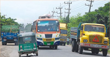 গোবিন্দগঞ্জ-দিনাজপুর মহাসড়কে যানচলাচল শুরু