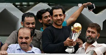 Pakistan players welcomed home as heroes after CT win