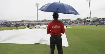 Rain ruins New Zealand’s prospects
