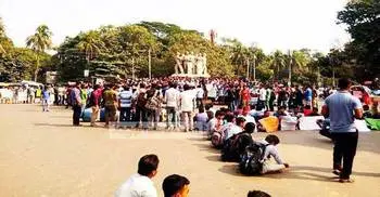 DU students threaten to surround Myanmar Embassy