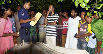 মৃত যুবককে দেখতে যাওয়ায় আদিবাসীকে হত্যা