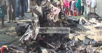 প্রাইভেটকারে ট্রেনের ধাক্কা : নিহত চালকের বিরুদ্ধে মামলা