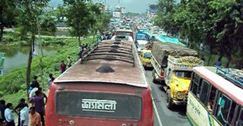 কালিয়াকৈরে ২০ কিলোমিটার যানজট