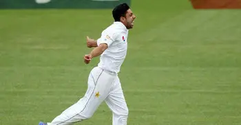 Pakistan’s Imran Khan makes world record against New Zealand