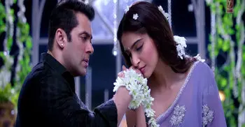 Pakistan ends ban on Bollywood films