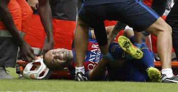 Iniesta out 6-8 weeks with injured ligament in right knee