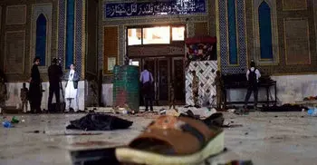 Over 70 killed in ISIS suicide attack in Pakistan 