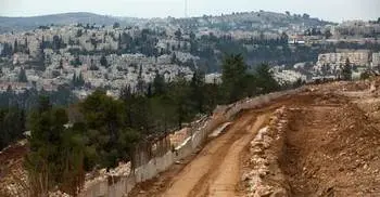 Defying UN, Israel to Build More Settlements