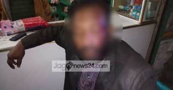 সাবেক ইউপি সদস্যকে ছুরি মেরে টাকা ছিনতাই