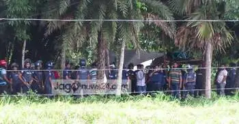 Drive at suspected Jhenidah militants den resumes