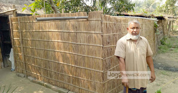 প্রতিবন্ধী বদরের ঘাড়ে ঋণের বোঝা