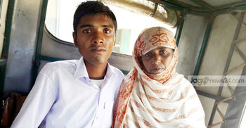 আলো থেকে অন্ধকারের পথে একটি পরিবার