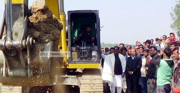 জয়পুরহাটের তুলসী গঙ্গা নদীর খনন কাজ শুরু