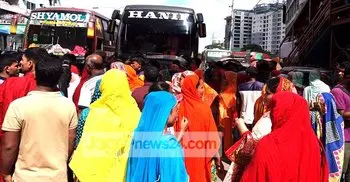 Garment workers withdraw blockade in Kalyanpur