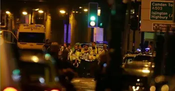 Finsbury Park Mosque: 1 killed, 8 injured as van hits pedestrians