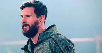 Maradona attacks Messi for missing Fifa awards 