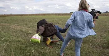 Hungarian camerawoman who kicked migrants sentenced