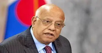 Muhith says govt has plans to slash oil price