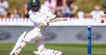 Mushfiq hits 4th Test hundred