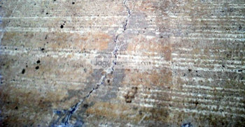 উদ্বোধনের আগেই চিত্রা নদীর সেতুতে ফাটল