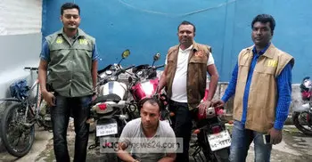 না.গঞ্জে ৩টি চোরাই মোটরসাইকেল উদ্ধার