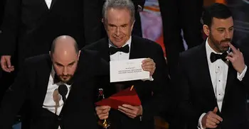Moonlight wins best picture Oscar 