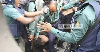 13 cops identified, ASI suspended over journalist assault