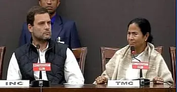 PM Modi should quit, say Mamata and Rahul 