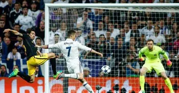 Ronaldo hits hat-trick as superb Real demolish derby rivals