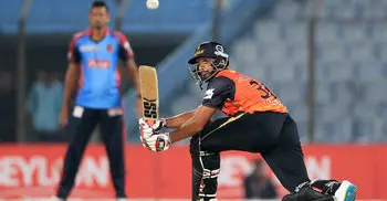 Mahmudullah joins 1000 runs club in BPL 